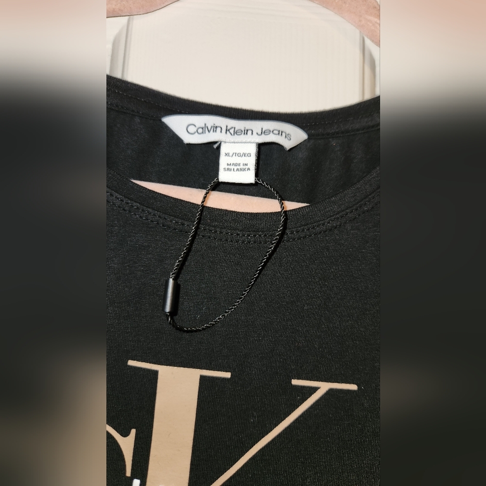 NWOT ! CALVIN KLEIN DRESS. - Picture 5 of 5